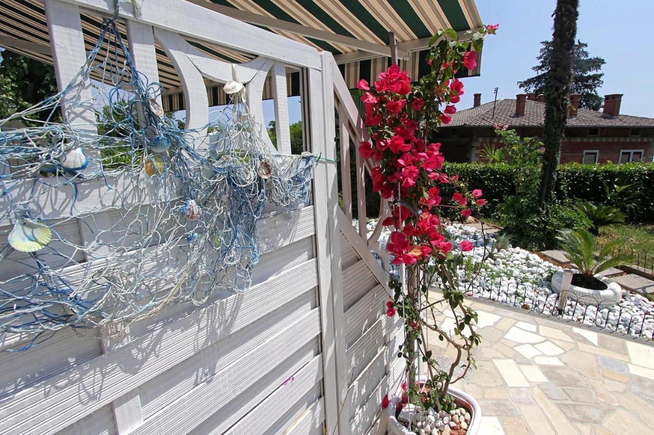 Guesthouse Villa Stanger 2 洛夫兰 外观 照片