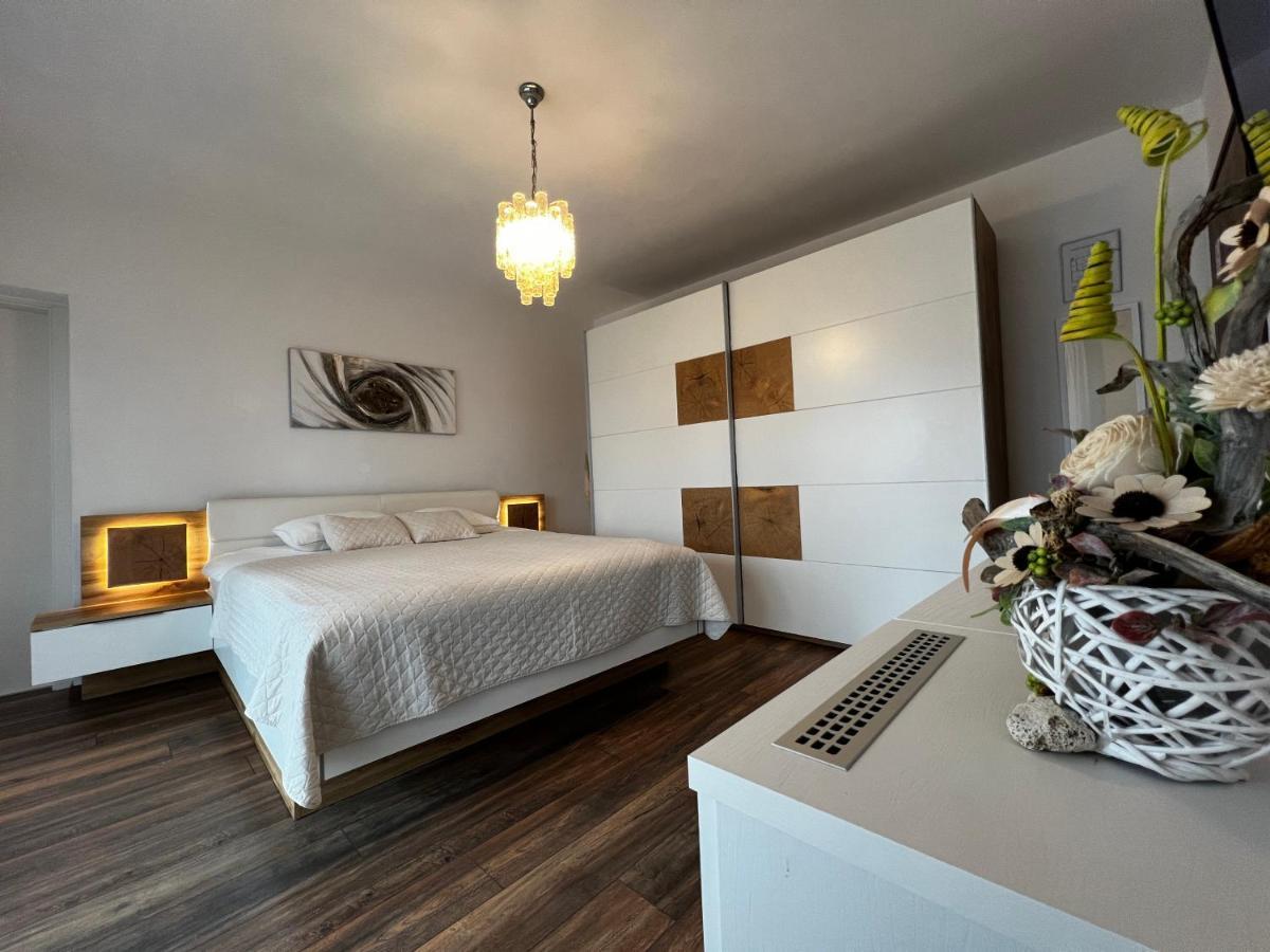 Guesthouse Villa Stanger 2 洛夫兰 外观 照片
