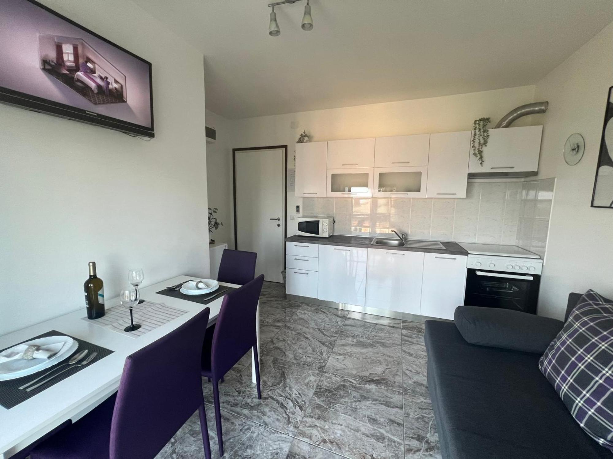Guesthouse Villa Stanger 2 洛夫兰 外观 照片