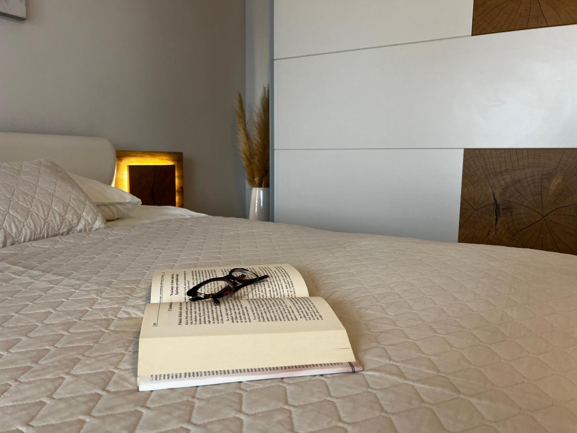 Guesthouse Villa Stanger 2 洛夫兰 客房 照片