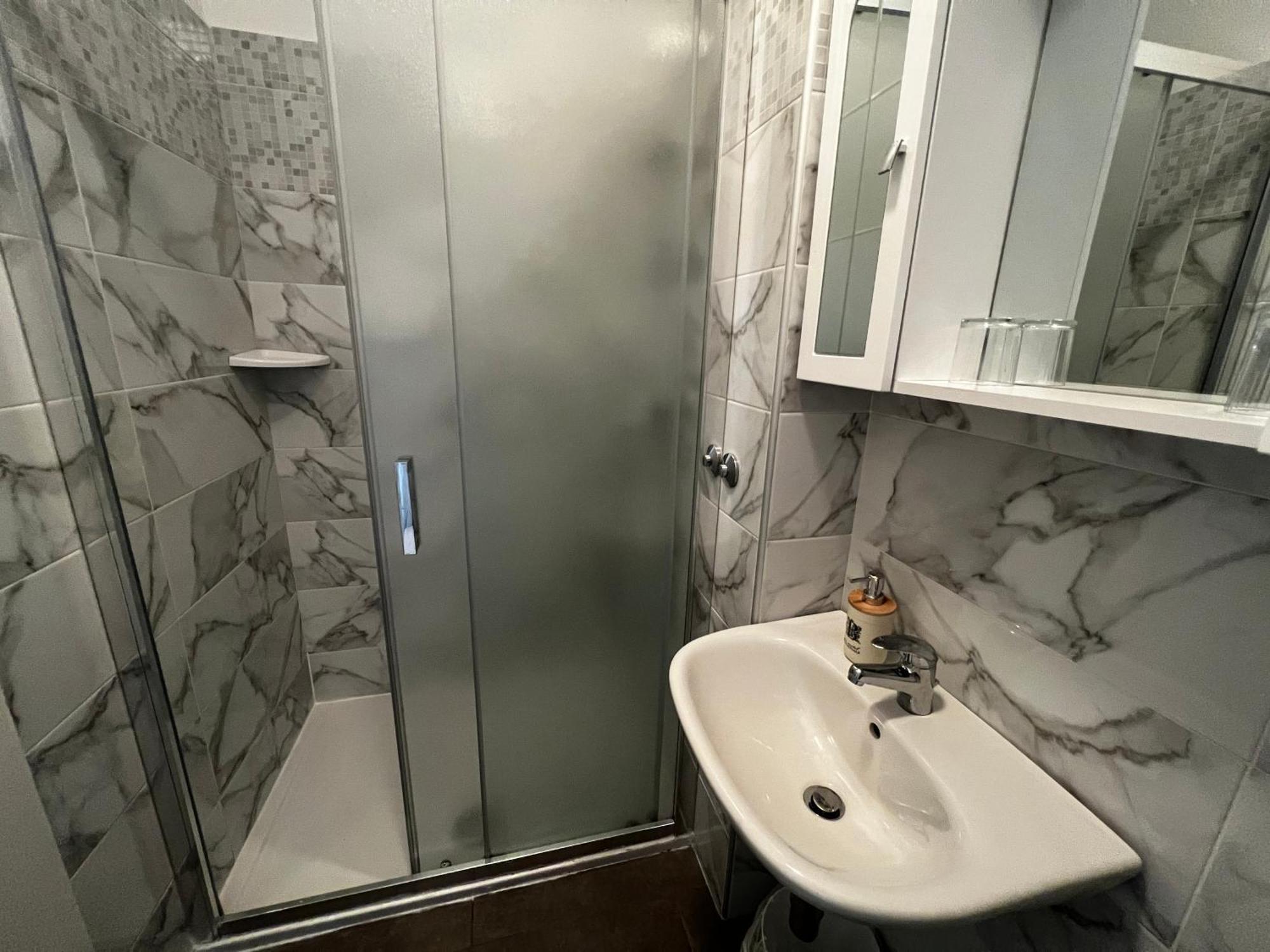 Guesthouse Villa Stanger 2 洛夫兰 客房 照片